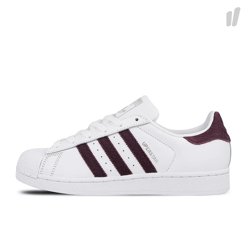 wmns superstar