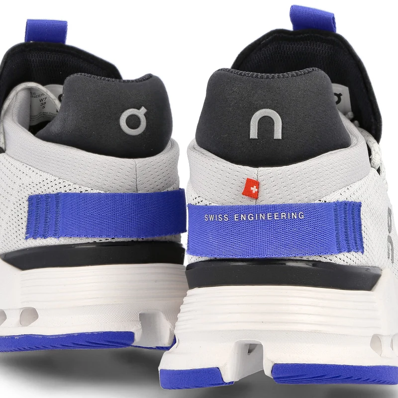 wmns cloudnova