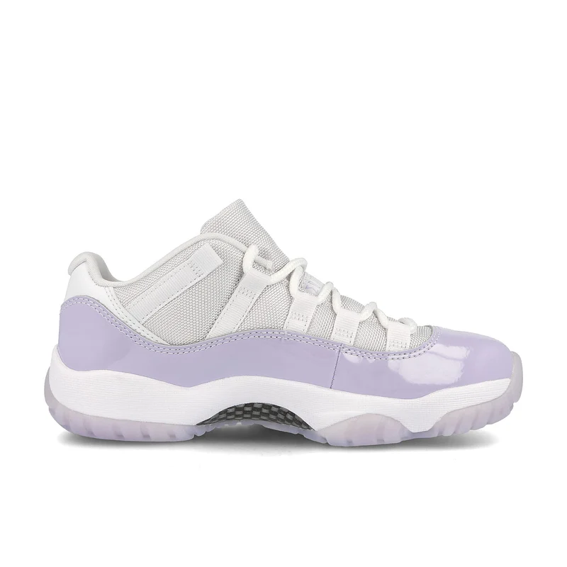 Wmns Air Jordan 11 Retro Low