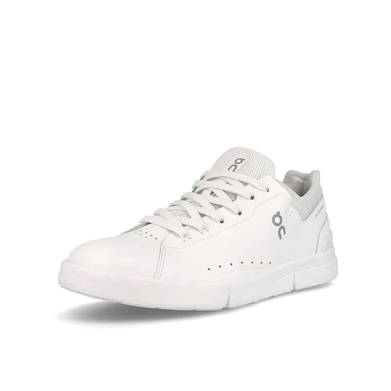 wmns the roger advantage