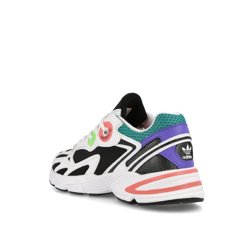 wmns astir