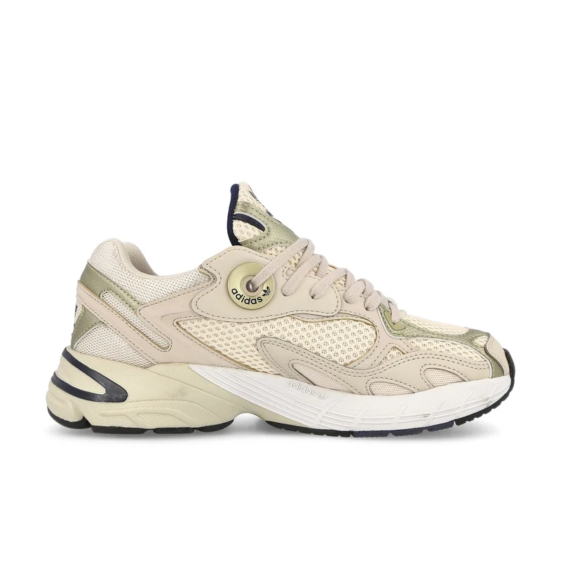 wmns astir