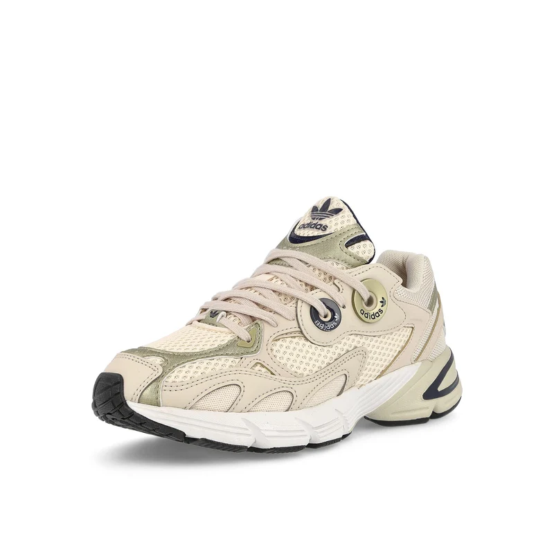 wmns astir