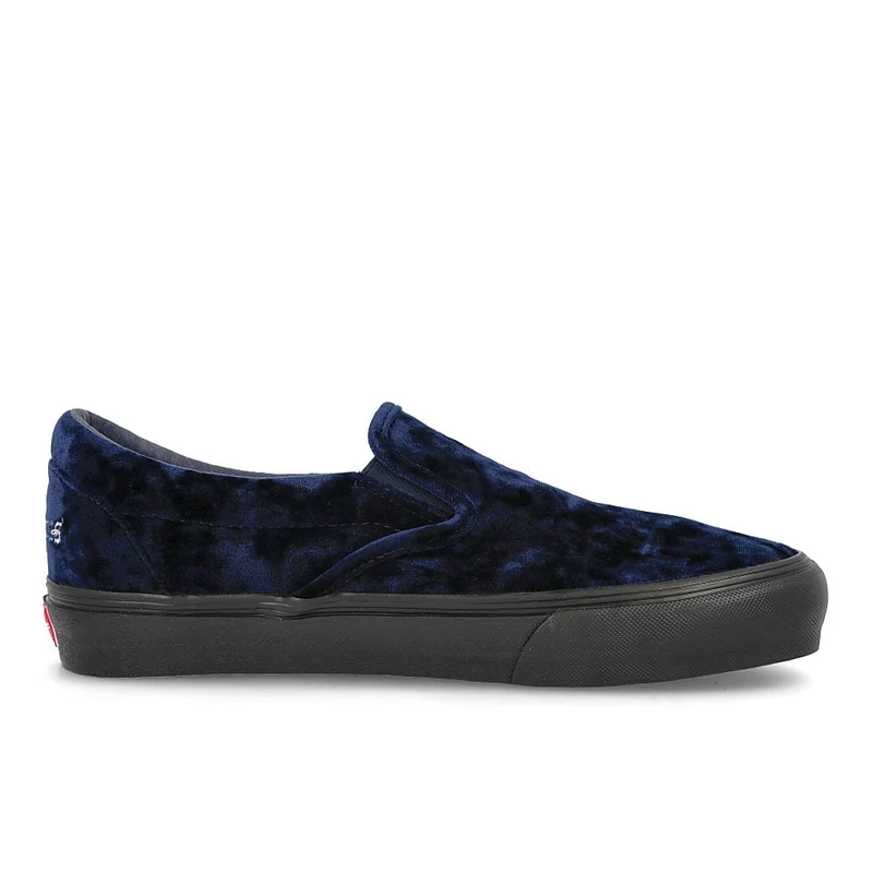 Noon Goons x Vans Classic Slip-On V