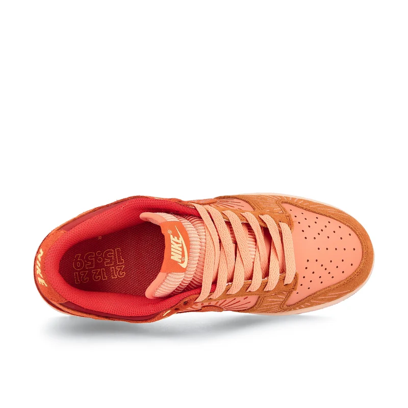 wmns dunk low
