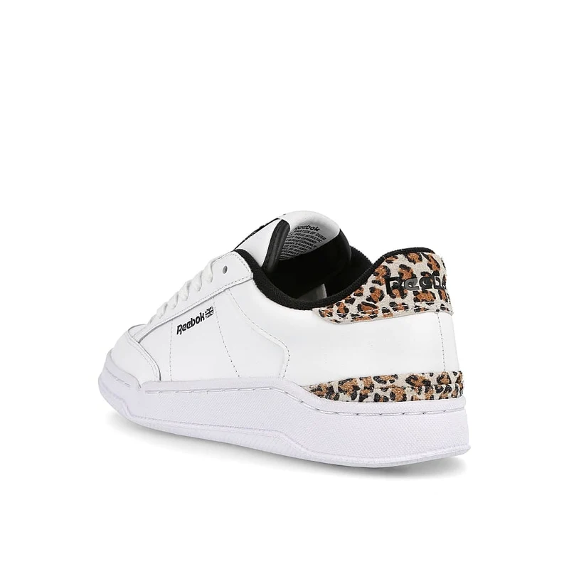 wmns ad court