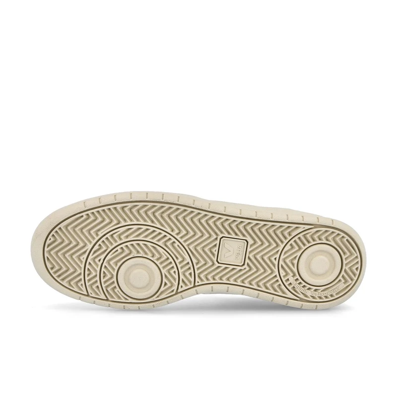 wmns v-10 cwl